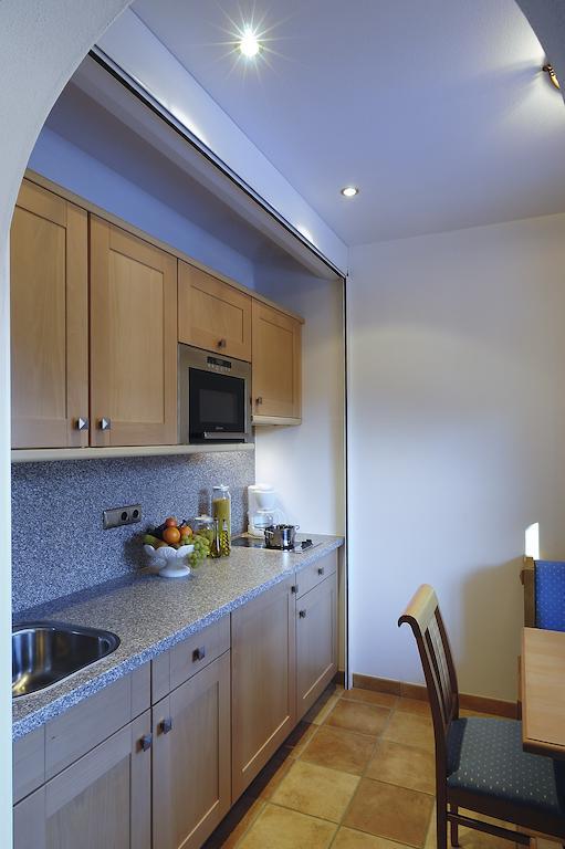 Apartments Hubertushof Dobbiaco Room photo
